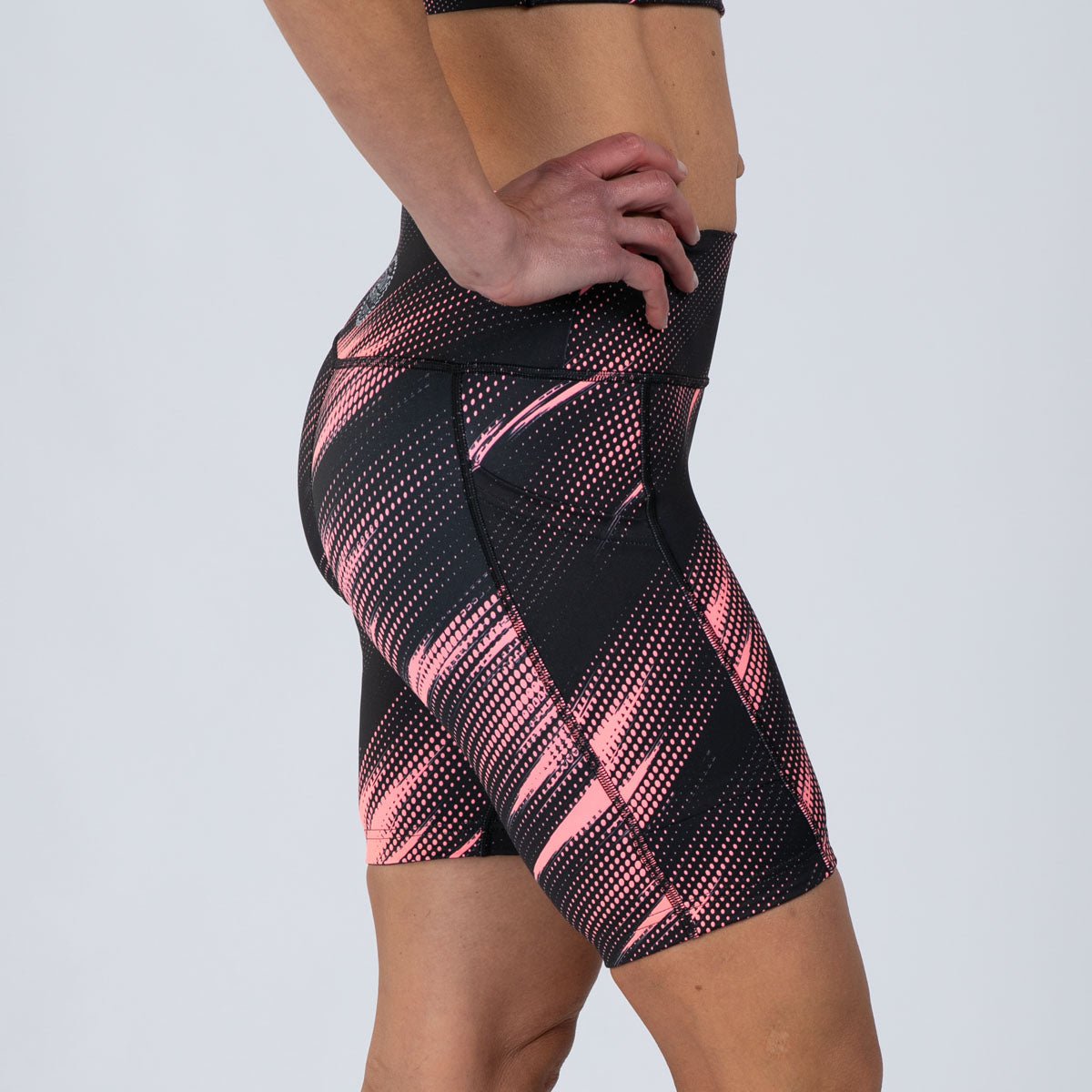 Zoot Sports RUN BOTTOMS Women's Ltd Run 8" Pulse High-Rise Short - DriftSPEED