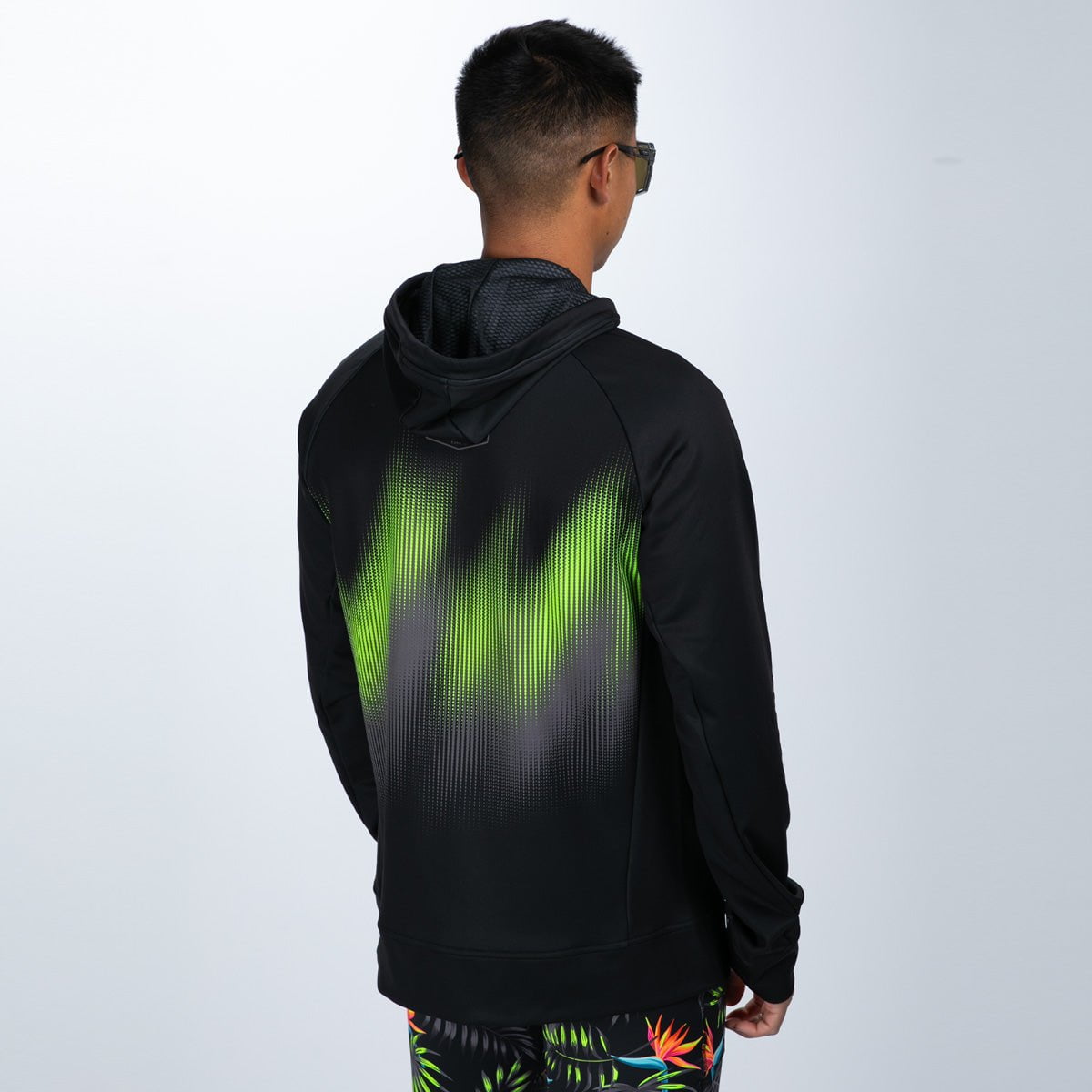 Zoot Sports RUN OUTERWEAR Men's Ltd Run Thermal Hoodie - Tropical Magic