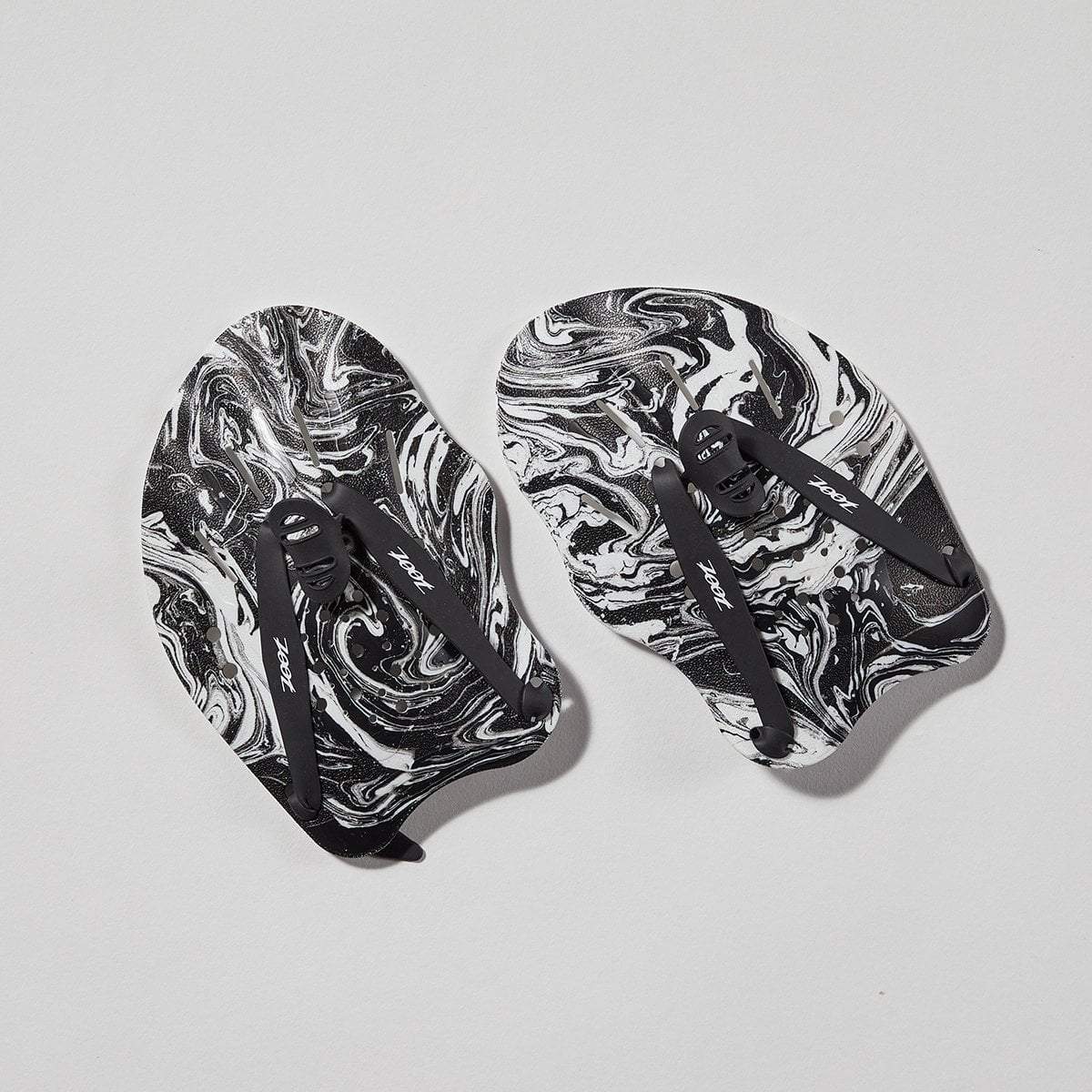 Zoot Sports SWIM ACCESSORIES ULTRA HAND PADDLE - BLACK/WHITE