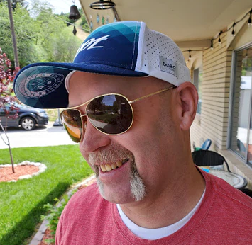 THE SELFISH/SELFLESS PARADIGM/PARADOX AND TRIATHLON/FITNESS