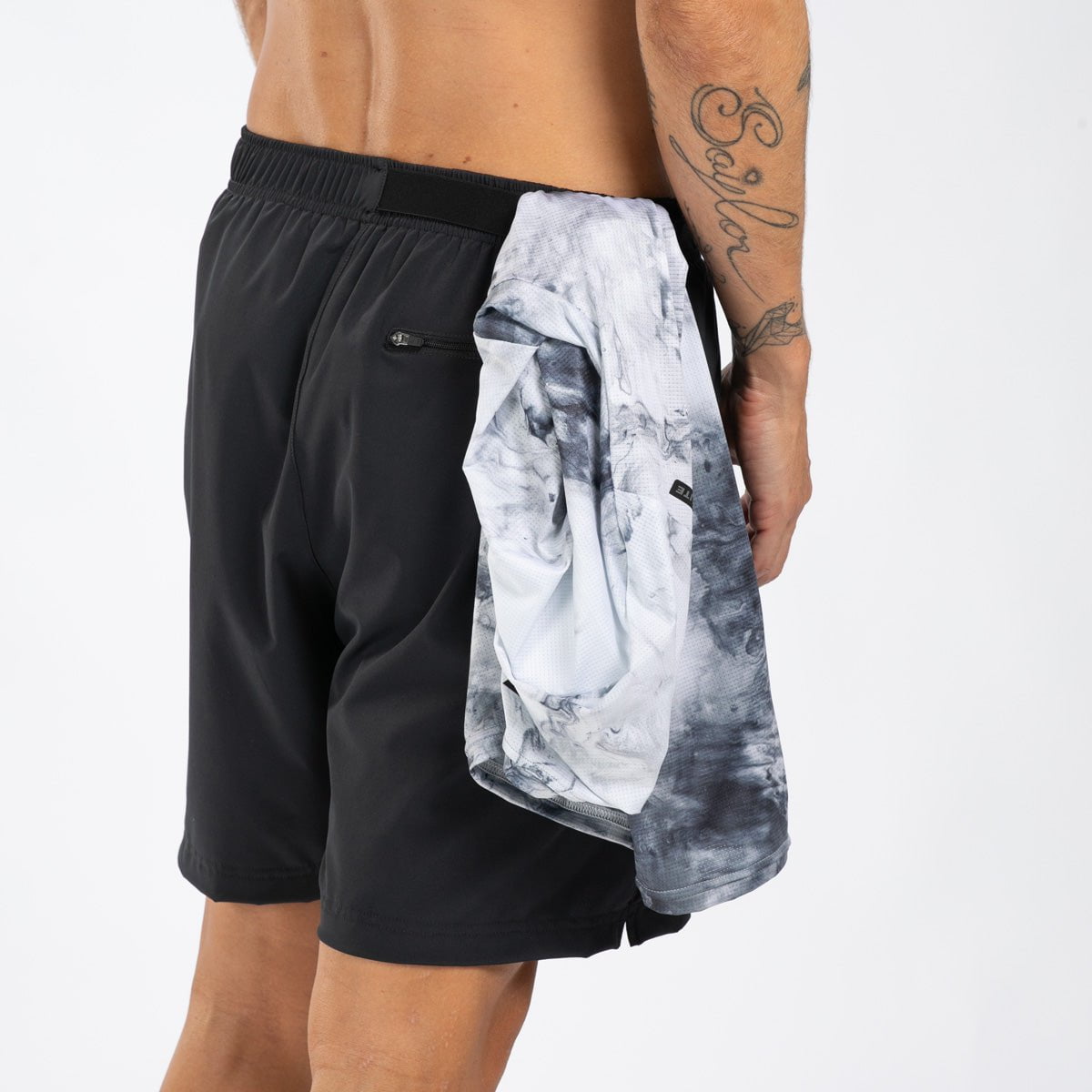 Zoot Sports RUN BOTTOMS Men's Elite Run 7" Short - Jet Black
