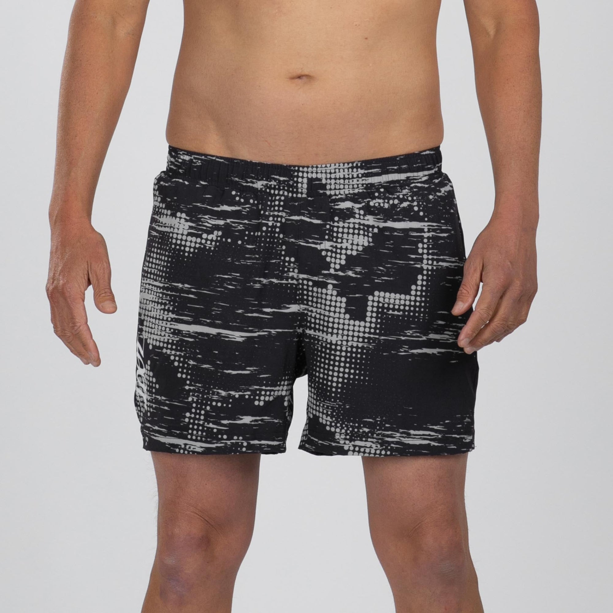 Zoot Sports RUN BOTTOMS Men's Ltd Run 5" Short - Distortion