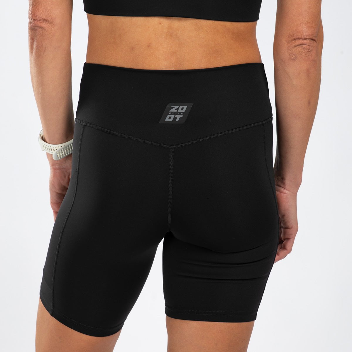 Zoot Sports RUN BOTTOMS Women's Elite Run 8" High-Rise Short - Jet Black