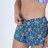 Zoot Sports RUN BOTTOMS Women's Ltd Run 3" Short - Kaleidoscope