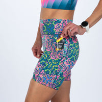 Zoot Sports RUN BOTTOMS Women's Ltd Run 6" Pulse High-Rise Short - Costa Del Sol