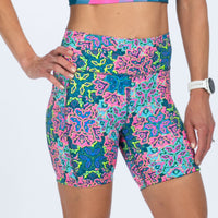 Zoot Sports RUN BOTTOMS Women's Ltd Run 6" Pulse High-Rise Short - Costa Del Sol