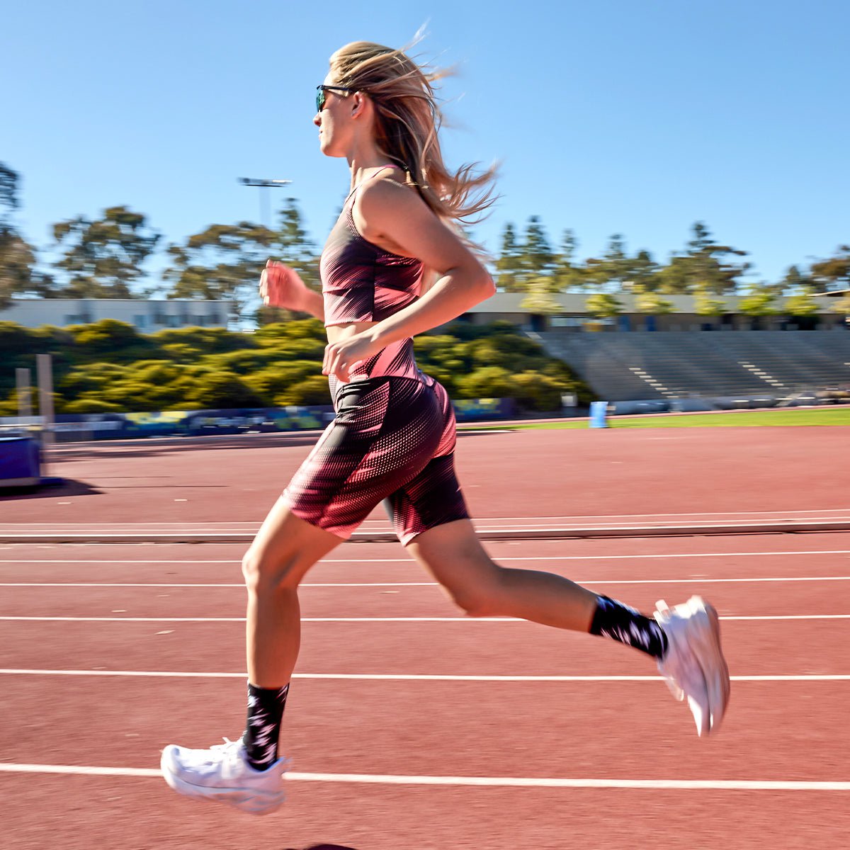 Zoot Sports RUN BOTTOMS Women's Ltd Run 6" Pulse High-Rise Short - DriftSPEED