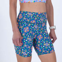 Zoot Sports RUN BOTTOMS Women's Ltd Run 6" Pulse High-Rise Short - Kaleidoscope