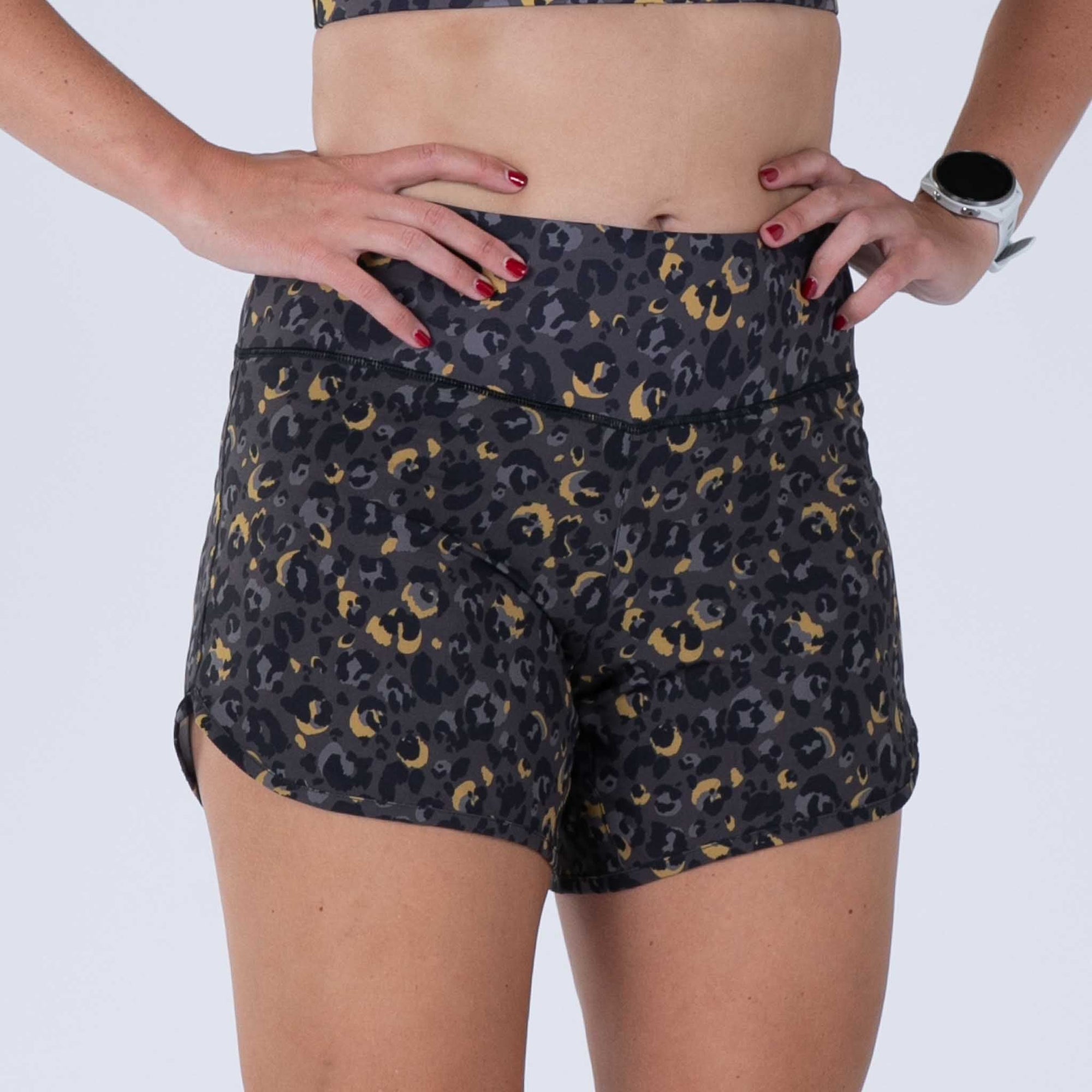 Zoot Sports RUN BOTTOMS Women's Ltd Run 6" Short - Cheetah