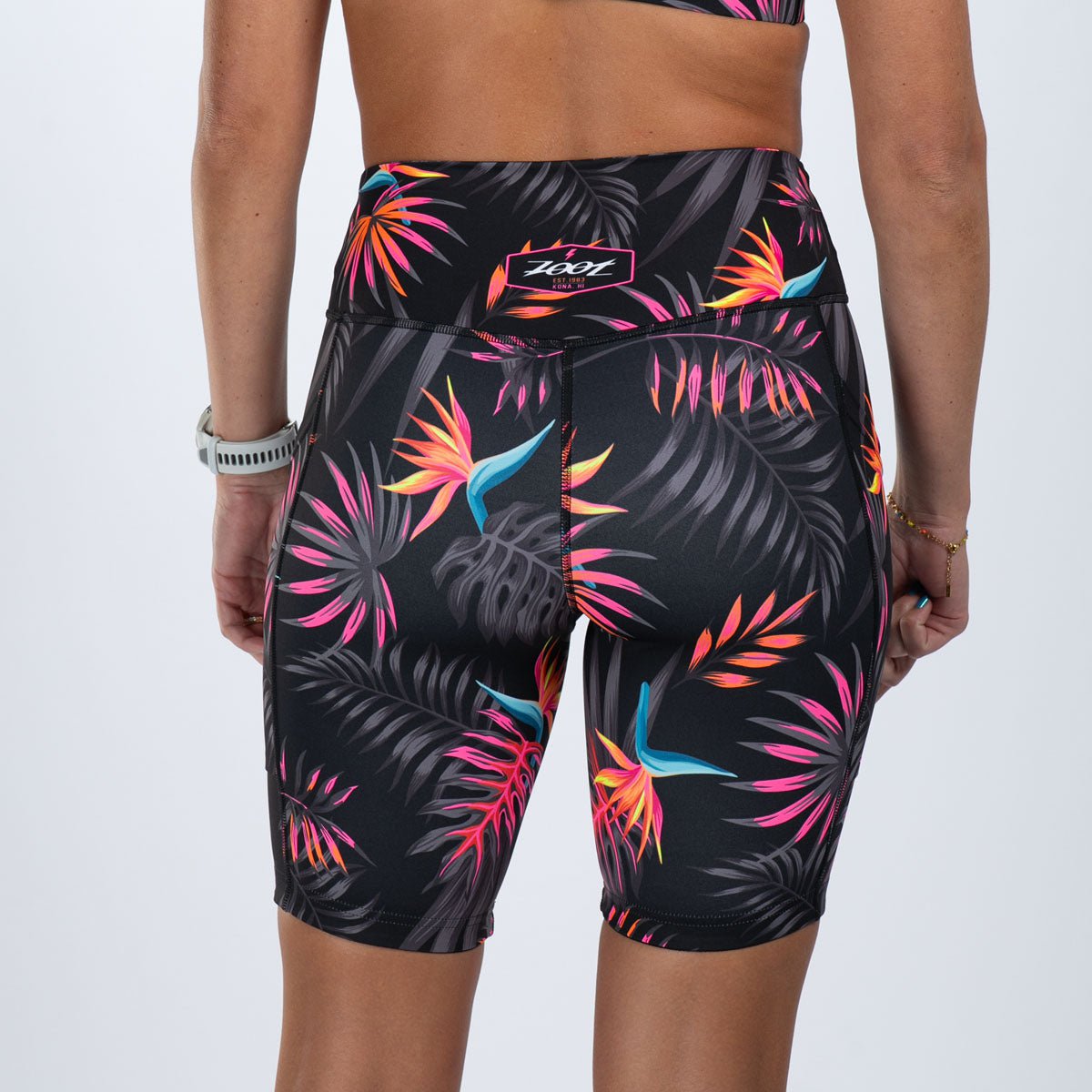 Zoot Sports RUN BOTTOMS Women's Ltd Run 8" Pulse High-Rise Short - Tropical Magic