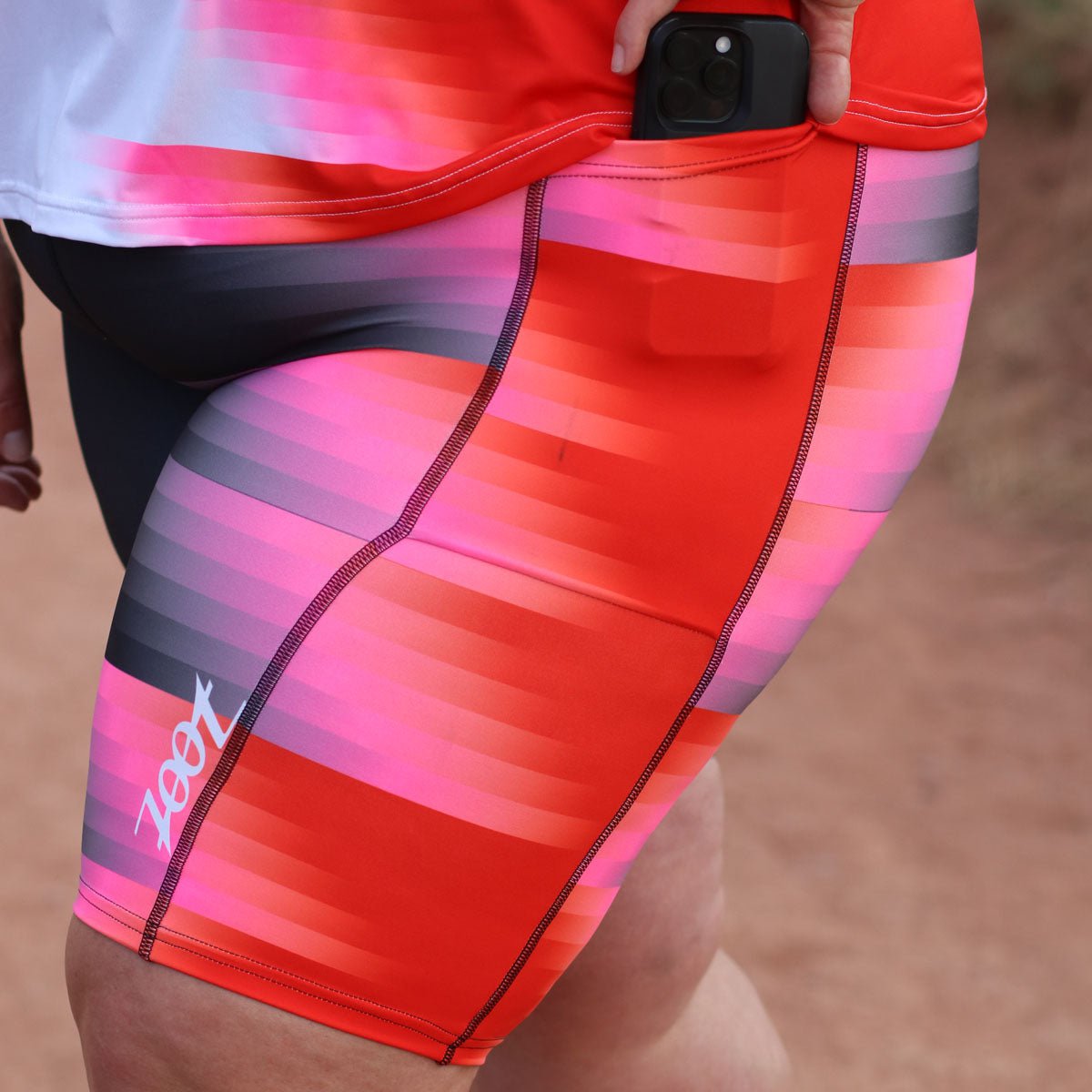 Zoot Sports RUN BOTTOMS Women's Ltd Run Athena 8" Pulse Short - Yo Yo Yo