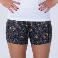 Zoot Sports RUN BOTTOMS Women's Ltd Run Pulse Short - Cheetah