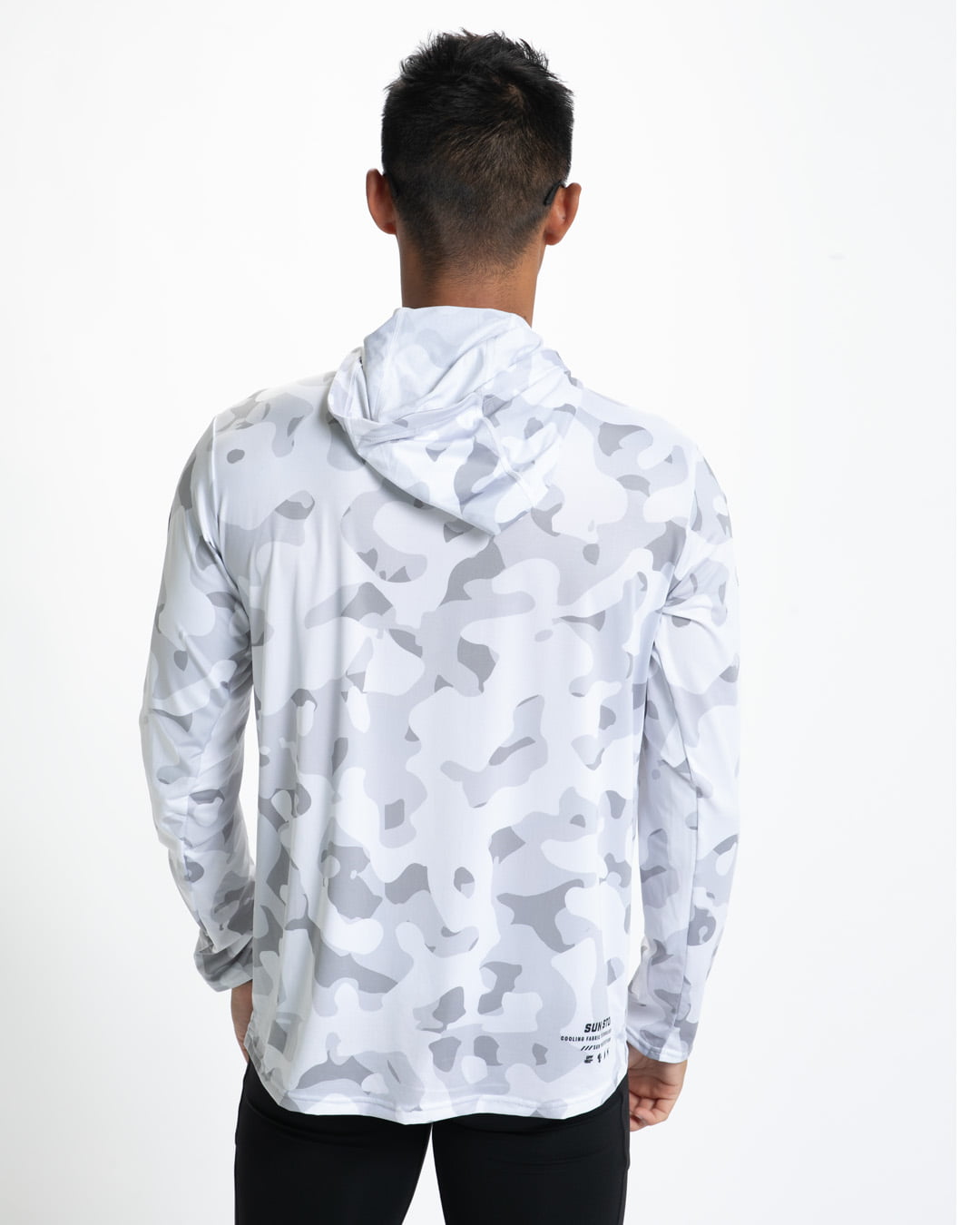 Zoot Sports RUN LONG SLEEVE TEES Men's Ltd Run Sun Stop Hoodie - Snow Camo