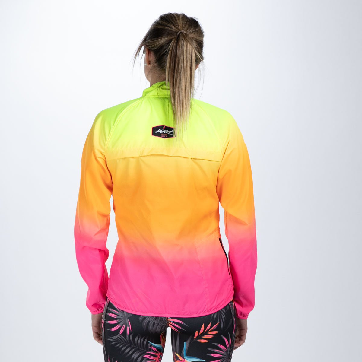 Zoot Sports RUN OUTERWEAR Women's Ltd Run Jacket - Tropical Magic