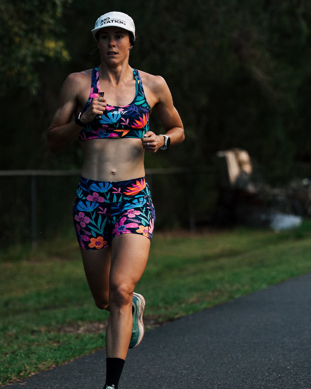 Zoot Sports RUN SHORTS 4" INSEAM Women's Ltd Run 4" Pulse High-Rise Short - Florescence