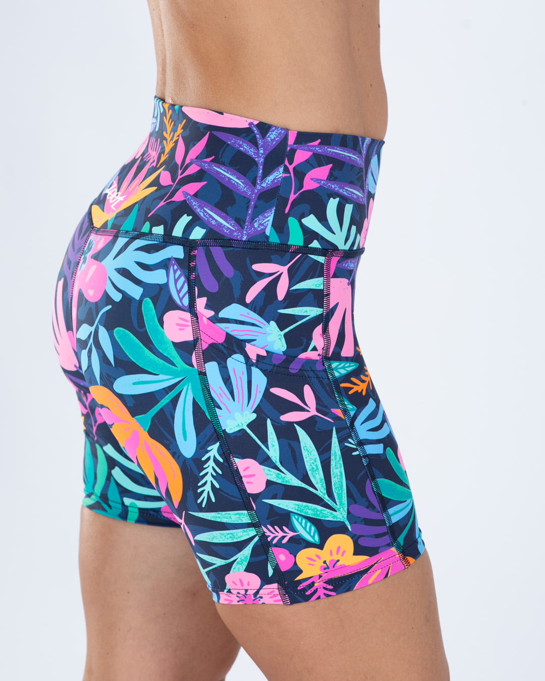 Zoot Sports RUN SHORTS 6" INSEAM Women's Ltd Run 6" Pulse High-Rise Short - Florescence