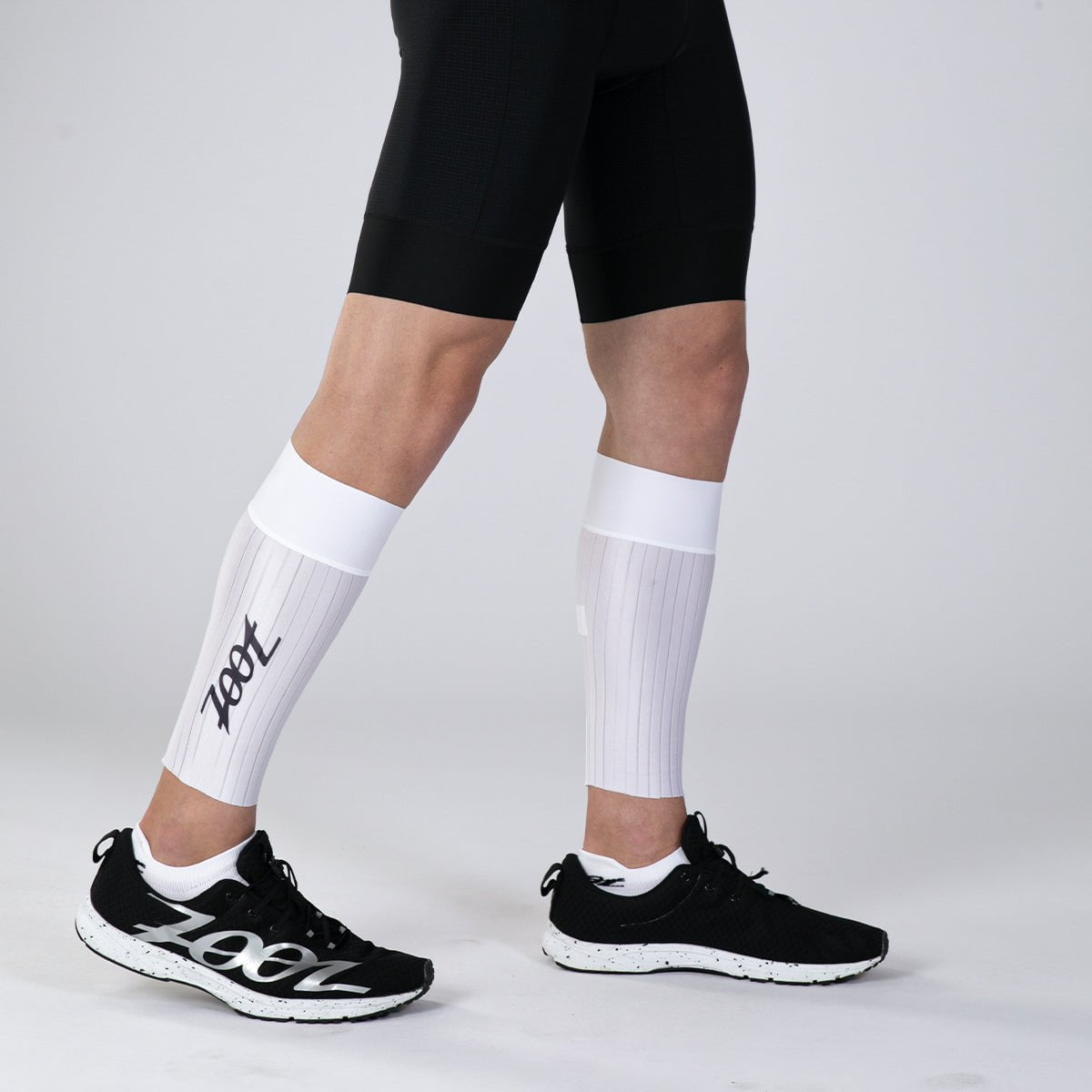 Zoot Sports SOCKS Unisex Elite Aero Calf Sleeves - White