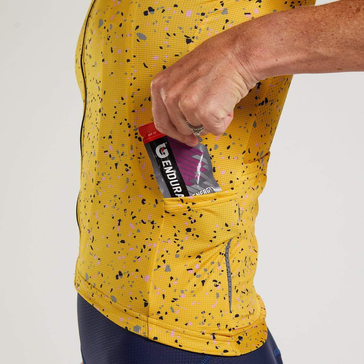 Zoot Sports CYCLE APPAREL WOMENS RECON CYCLE JERSEY - MARIGOLD