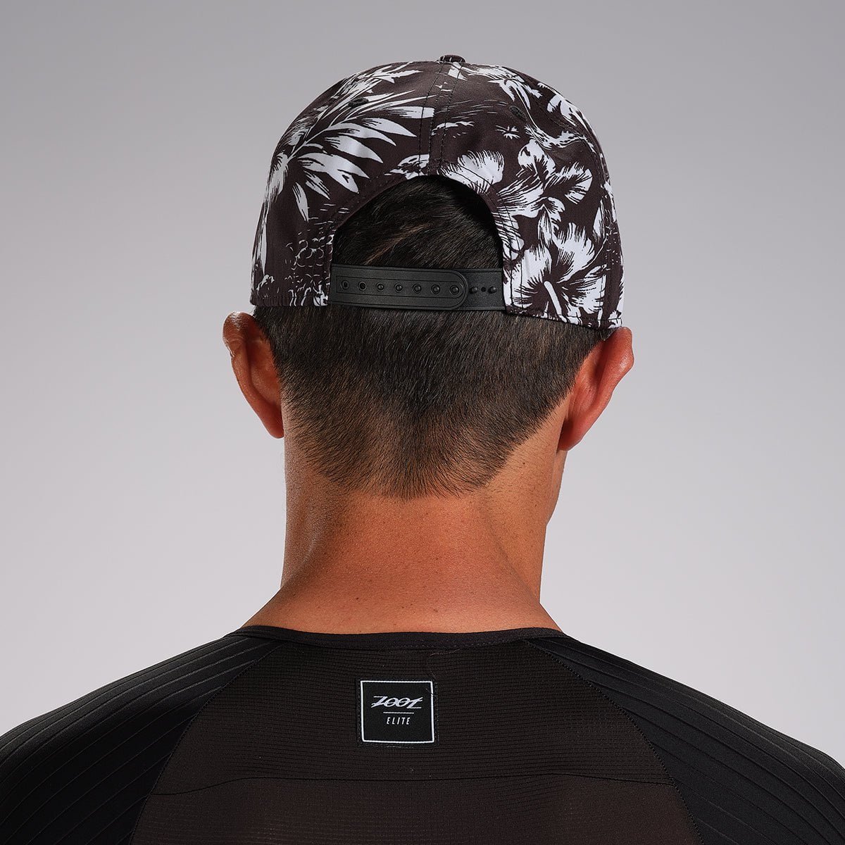 Zoot Sports HEADWEAR UNISEX FLAT BILL - BLACK AND WHITE FLORAL