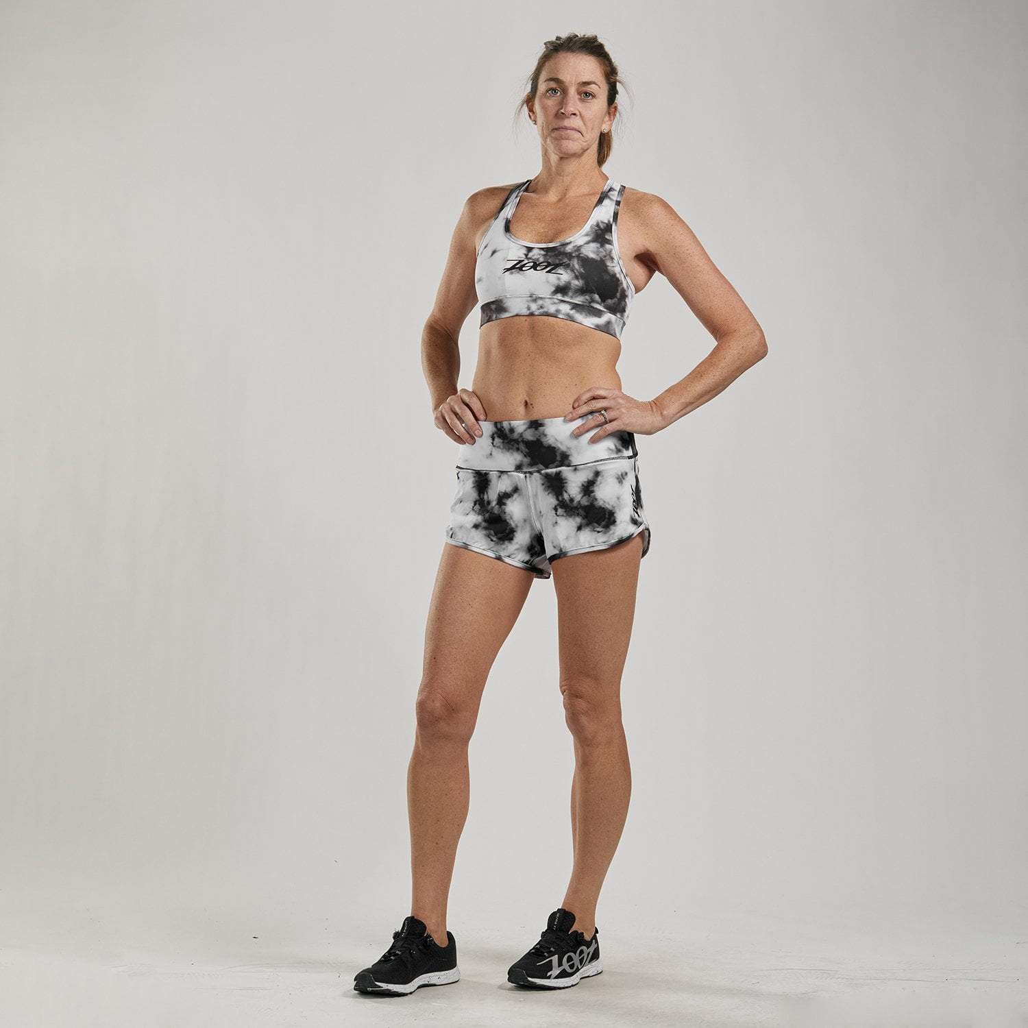 Zoot Sports RUN APPAREL WOMENS LTD RUN 3" SHORT - BLACK TIE DYE