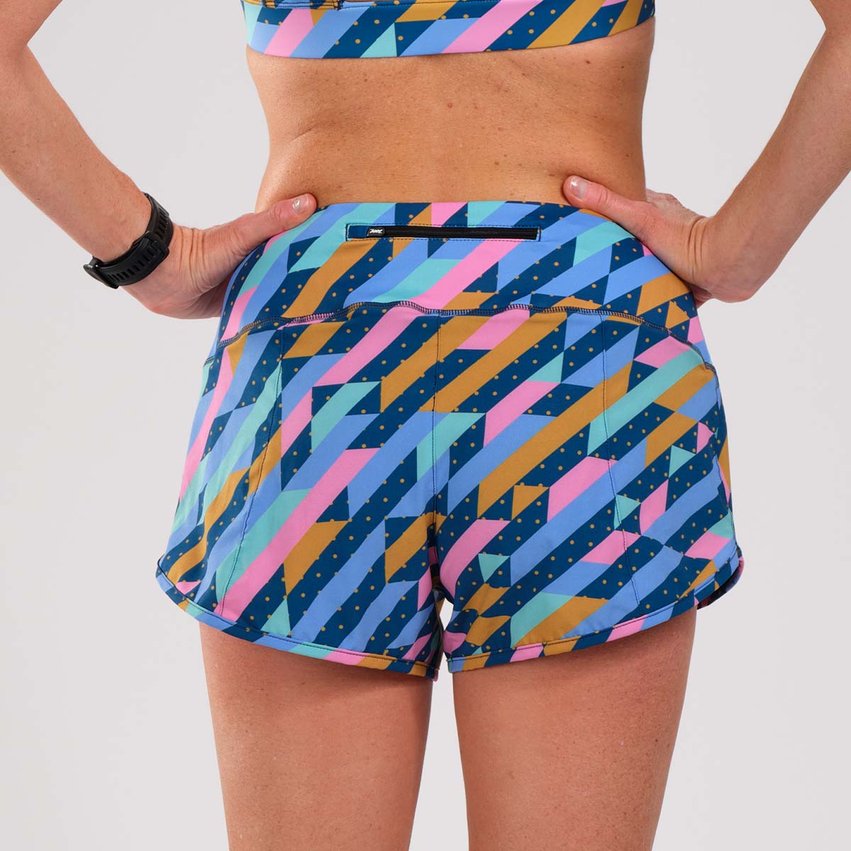 Zoot Sports RUN BOTTOMS Women's LTD Run 3" Short - Unbreakable