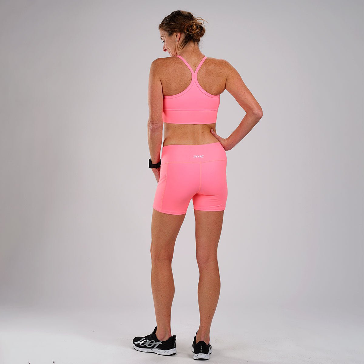 Zoot Sports RUN BOTTOMS Women's LTD Run Pulse Short - Neon Coral