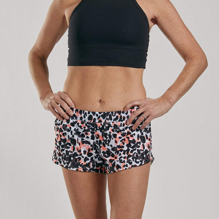 Zoot Sports RUN BOTTOMS WOMENS LTD RUN 3" CLASSIC SHORT - SAFARI