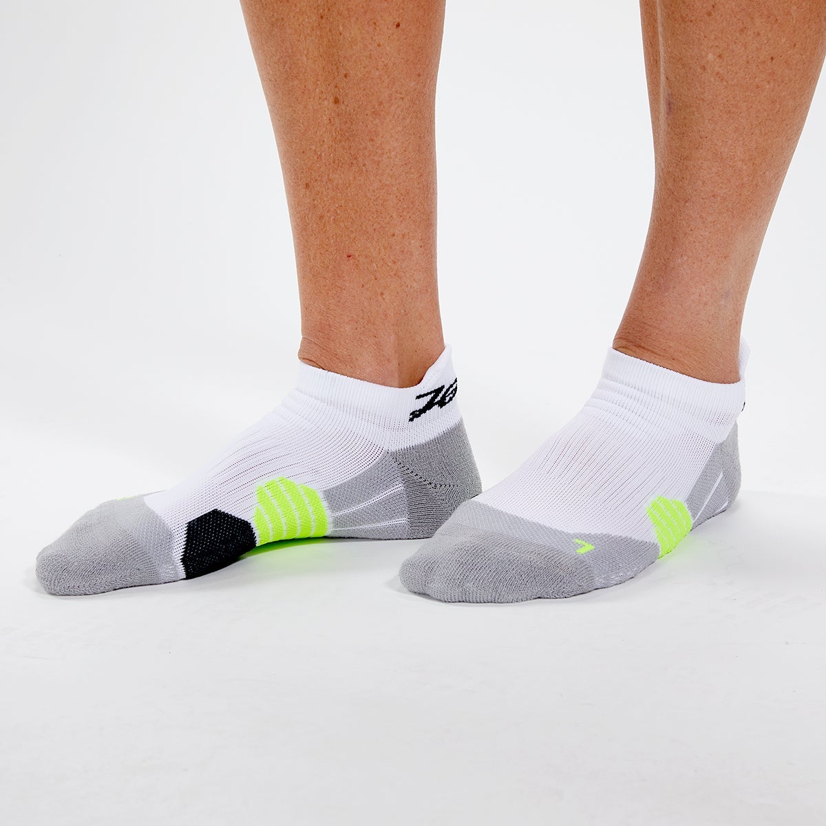 Unisex No Show Medium Cushion Sock White