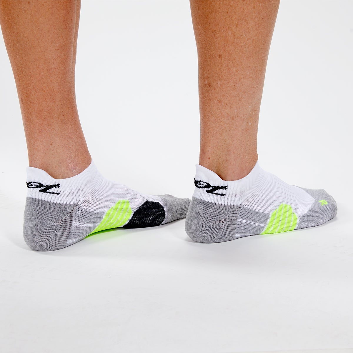 Zoot Sports SOCKS UNISEX NO SHOW MEDIUM CUSHION SOCK - WHITE